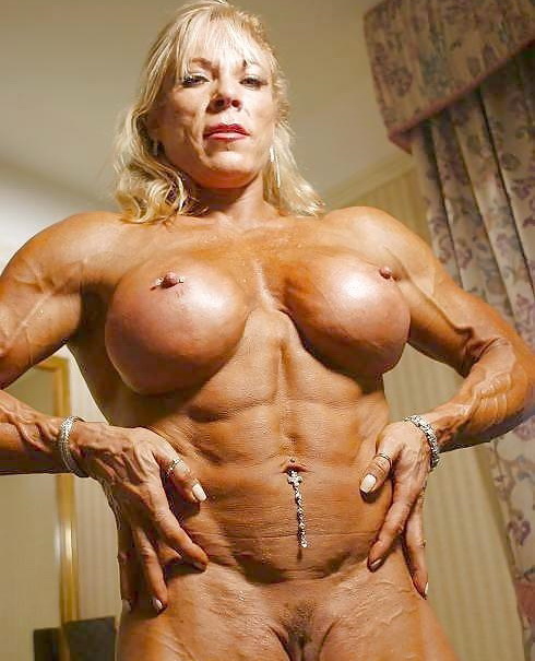 490px x 605px - Giantess 2 - Sexy Muscle Women